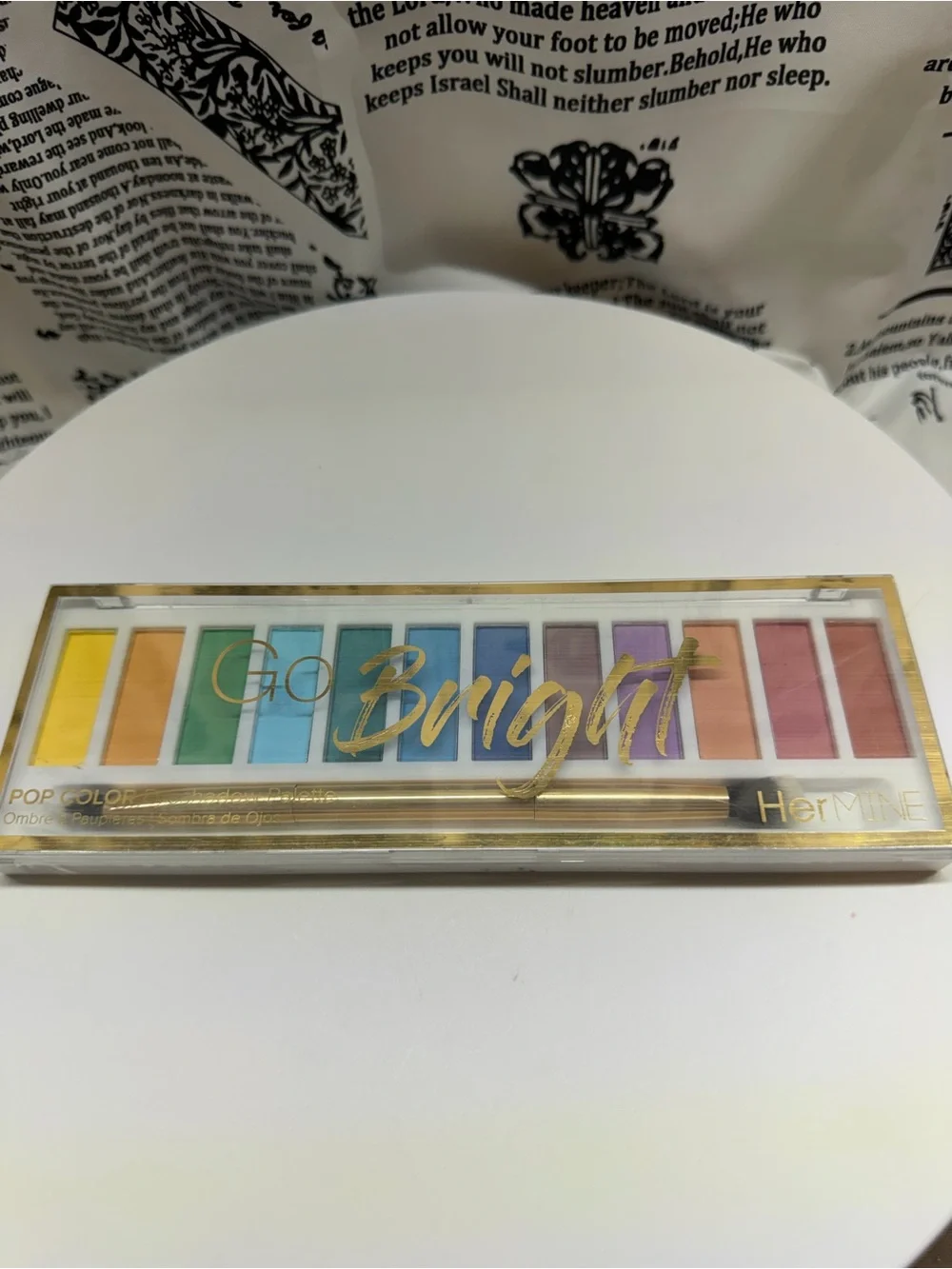 Go Bright Eyeshadow Palette